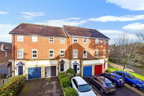 4 bedroom townhouse for sale, Bunce Drive, Caterham, Surrey