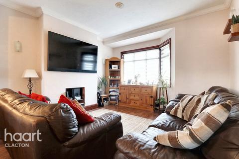 3 bedroom semi-detached house for sale, Kingwell Avenue, Clacton-On-Sea