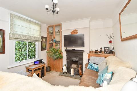 3 bedroom end of terrace house for sale, The Street, High Halstow, Kent