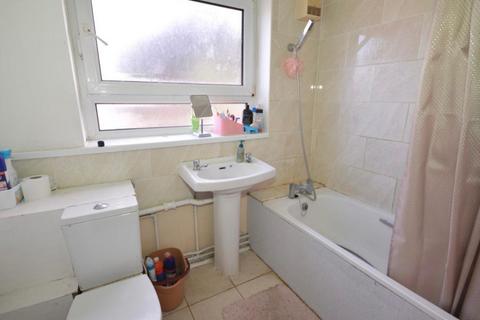 1 bedroom flat for sale, Cleves Road, London E6