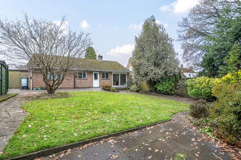 2 bedroom bungalow for sale, Winston Rise, Four Marks, Alton, Hampshire, GU34