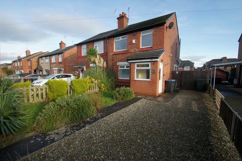 3 bedroom semi-detached house to rent, Deansgate, Ellesmere Port, Cheshire. CH65