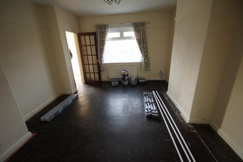 3 bedroom semi-detached house to rent, Deansgate, Ellesmere Port, Cheshire. CH65