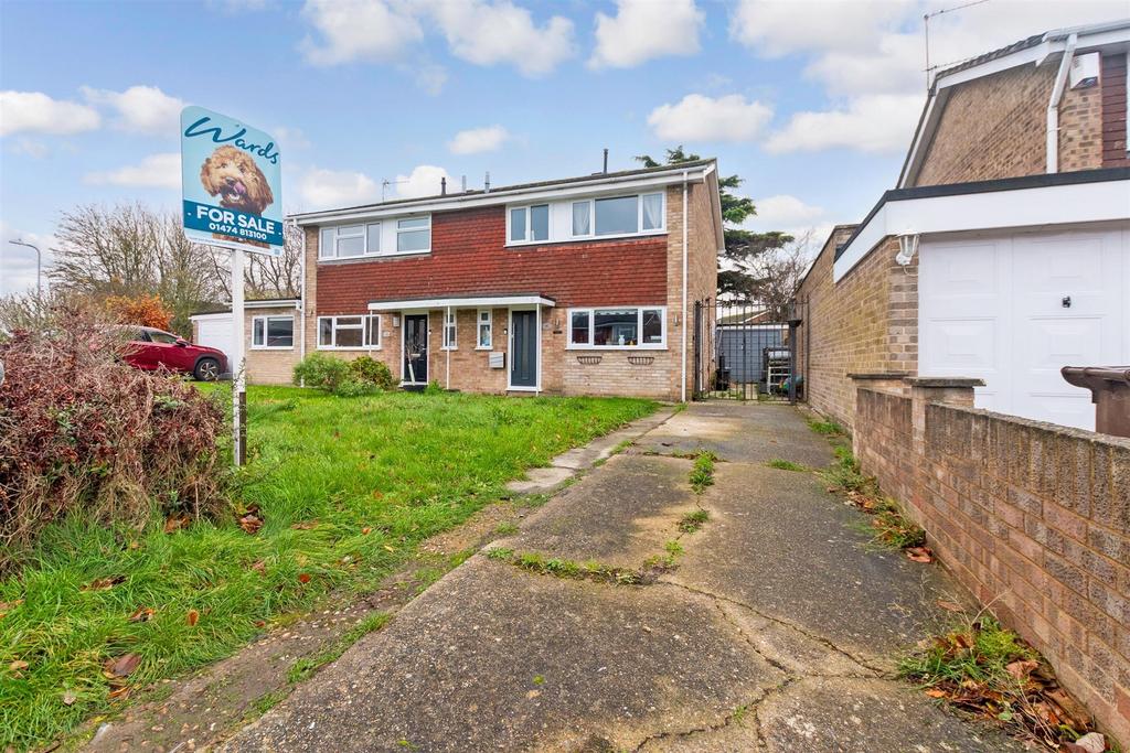 The Drove Way, Istead Rise, Kent 3 bed semi-detached house - £400,000