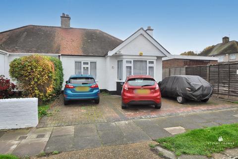 2 bedroom semi-detached bungalow for sale, Walsingham Road, Southend-on-Sea