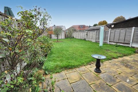 2 bedroom semi-detached bungalow for sale, Walsingham Road, Southend-on-Sea