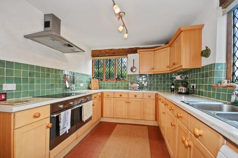 5 bedroom detached house for sale, Rural Northiam, East sussex TN31