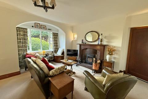 50 Hackness Road, Scarborough, YO12 5RY