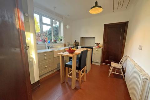 50 Hackness Road, Scarborough, YO12 5RY