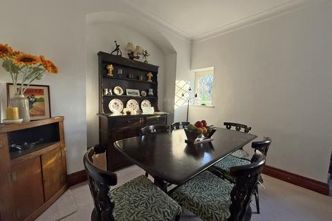 50 Hackness Road, Scarborough, YO12 5RY