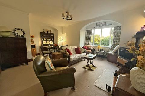 50 Hackness Road, Scarborough, YO12 5RY