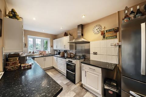 3 bedroom terraced house for sale, St. Johns Road, Bristol BS3