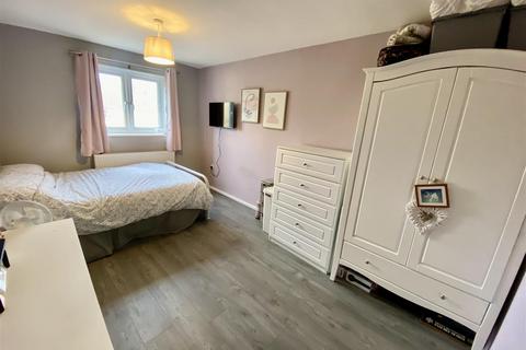 23 Ely Close, Toothill, Swindon, SN5 8DB