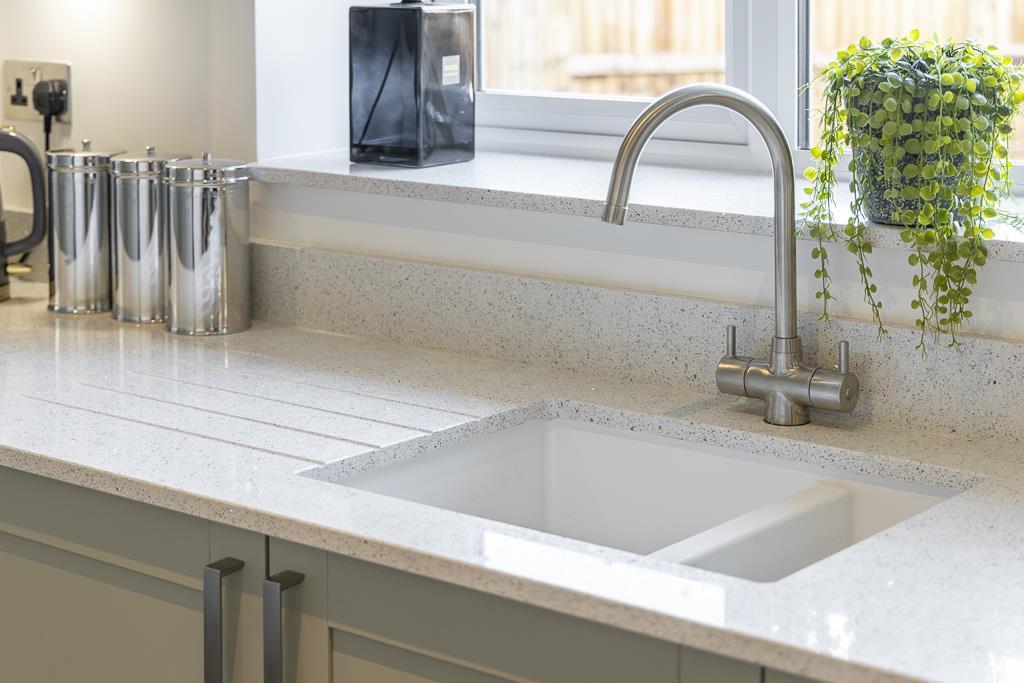 Quartz Sink