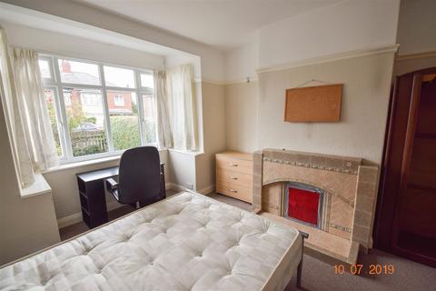 4 bedroom house to rent, Millfield Lane, Hull Road
