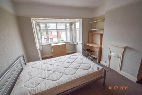 4 bedroom house to rent, Millfield Lane, Hull Road