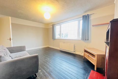 1 bedroom apartment to rent, Brighton Road