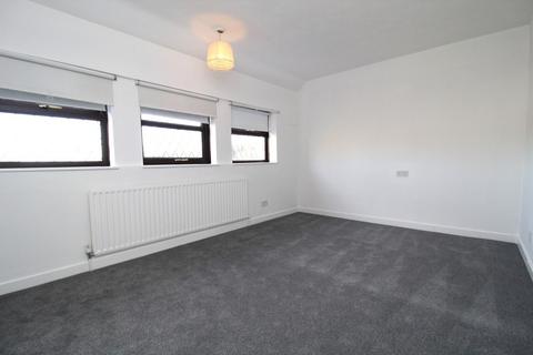 2 bedroom terraced house to rent, Birkbeck Road, Hutton, CM13