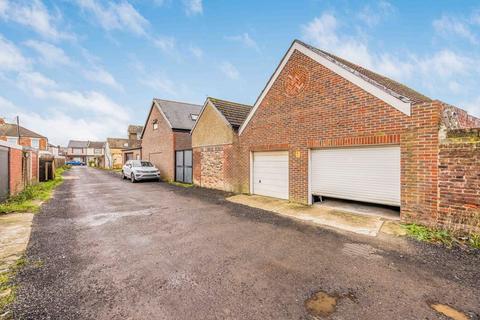 5 bedroom terraced house for sale, London Road, Portsmouth