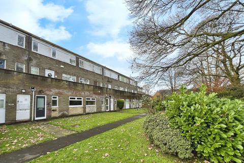 3 bedroom apartment for sale, Pendle Court, Astley Bridge