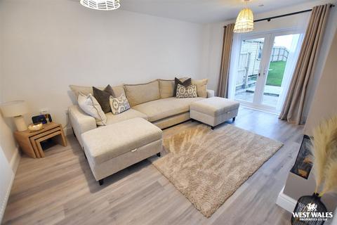 4 bedroom detached house for sale, Eastcroft Close, Upper Nash, Lamphey, Pembroke