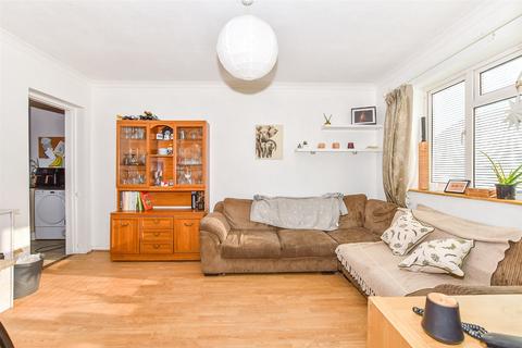 2 bedroom ground floor maisonette for sale, Willow Crescent, Staplehurst, Tonbridge, Kent