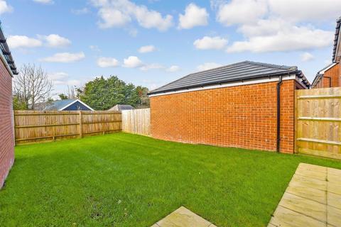 4 bedroom detached house for sale, Holmwood Way, Angmering, West Sussex