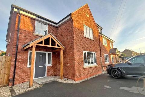 4 bedroom detached house for sale, Mansfield NG18