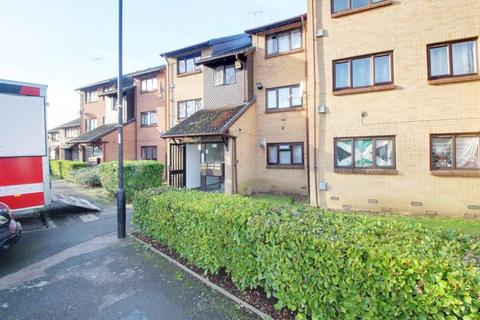 1 bedroom apartment to rent, Pycroft Way, London N9