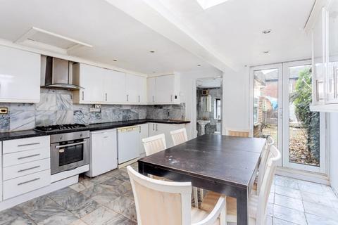 2 bedroom terraced house for sale, Jansons Road, London