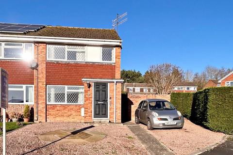 3 bedroom semi-detached house for sale, Loughmill Road, Pershore