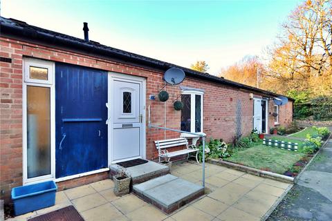 1 bedroom bungalow for sale, Shipton Hill, Bradville, MK13