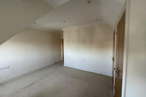 2 bedroom flat to rent, Omega Lodge New Malden, KT3 6DR