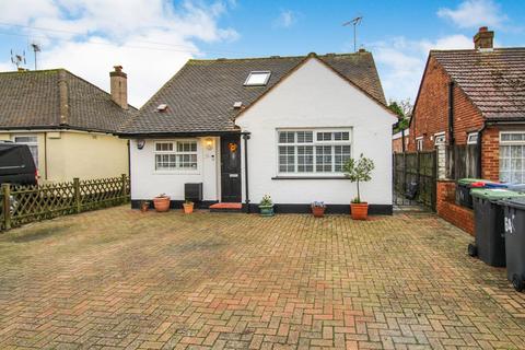 2 bedroom detached house for sale, The Grove, Herne Bay