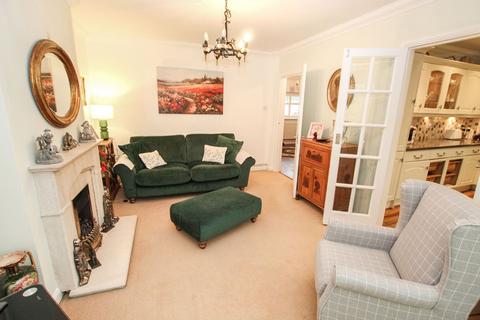 2 bedroom detached house for sale, The Grove, Herne Bay