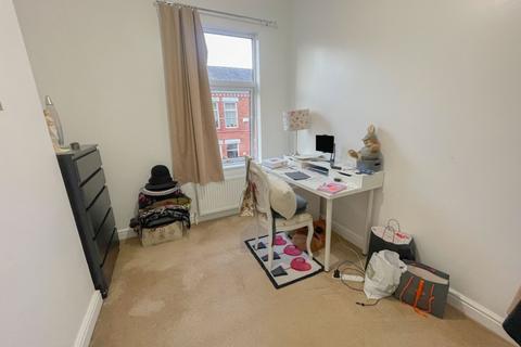 3 bedroom terraced house for sale, Raleigh Street, Manchester M32