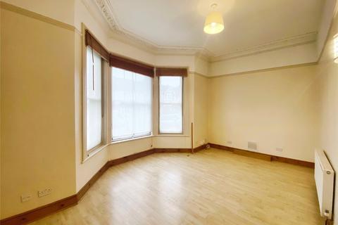 2 bedroom flat to rent, Cumnor Road, Surrey SM2