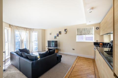 2 bedroom apartment for sale, Paddockhall Road, Sherbourne Place, RH16