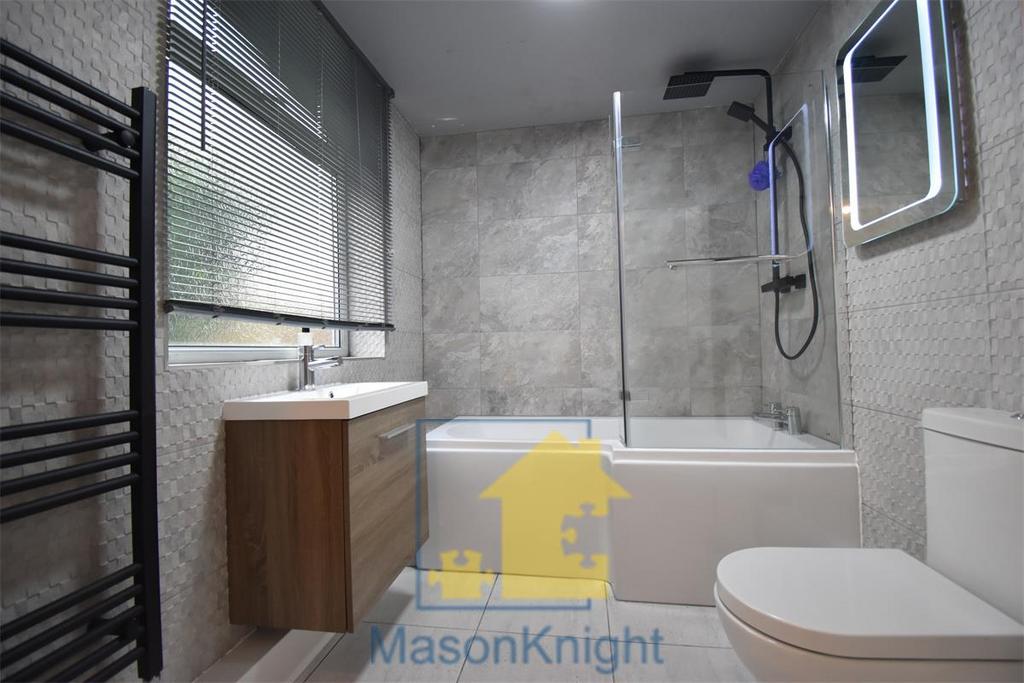 Bathroom1c.jpg