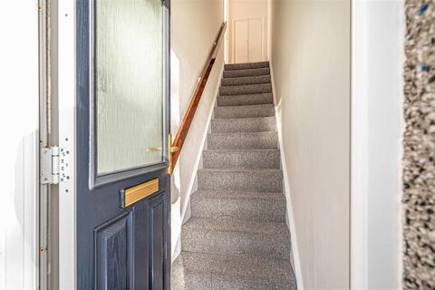 76 Brandy Riggs, Cairneyhill, Dunfermline, KY12 8UY