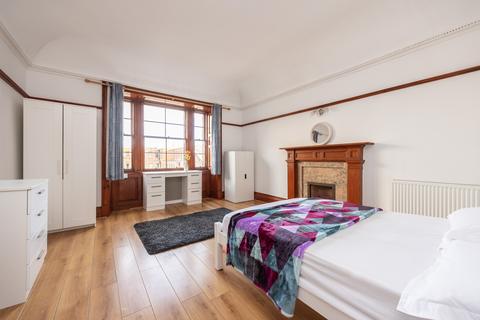 2 bedroom flat for sale, Frederick Street, Edinburgh EH2