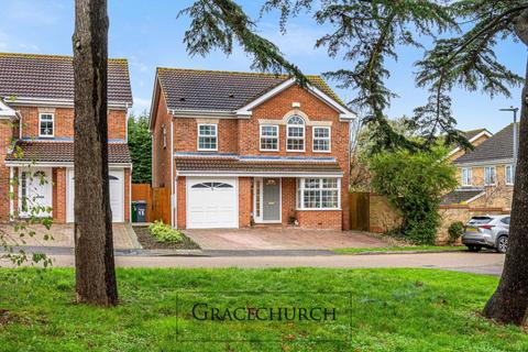 4 bedroom detached house for sale, Tilekiln Close, Goffs Oak EN7