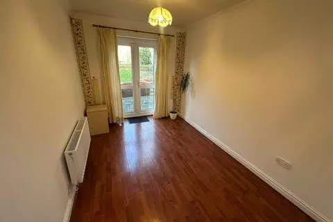 3 bedroom detached house to rent – pohled 2