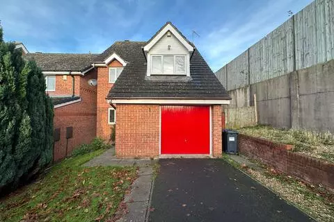 3 bedroom detached house to rent – pohled 3
