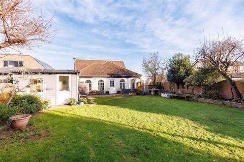 42 Bower Hill, Epping, CM16 7AL