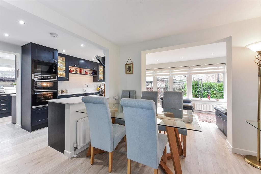 Kitchen / Diner