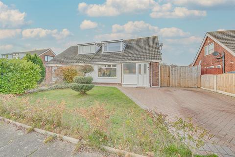 2 bedroom semi-detached bungalow for sale, Vale Crescent, Southport PR8