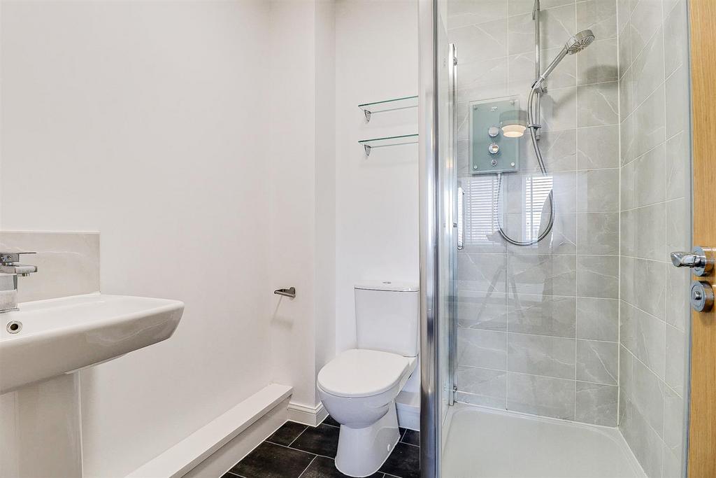 Ensuite