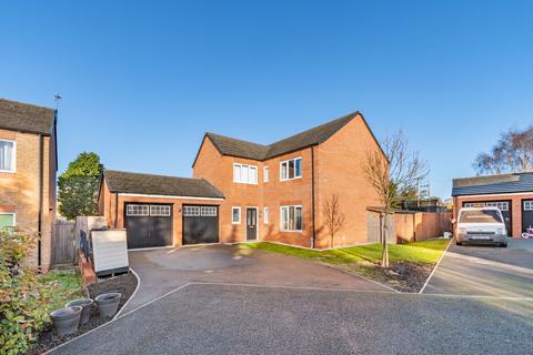 4 bedroom detached house for sale, Alder Close, Penyffordd, CH4