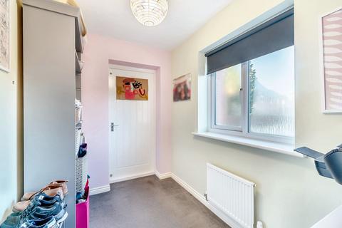 17 Alder Close, Penyffordd, Chester, CH4 0AJ